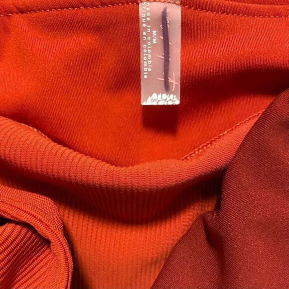 Free People Movement She’s A Maniac Red Athletic Cropped Jumpsuit Size Medium - Picture 3 of 6